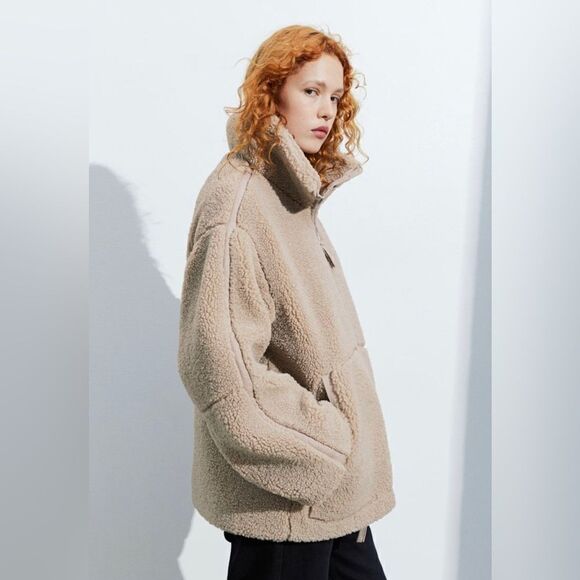 LAST! H&M Teddy Bear Faux Shearling Jacket - Picture 3 of 6